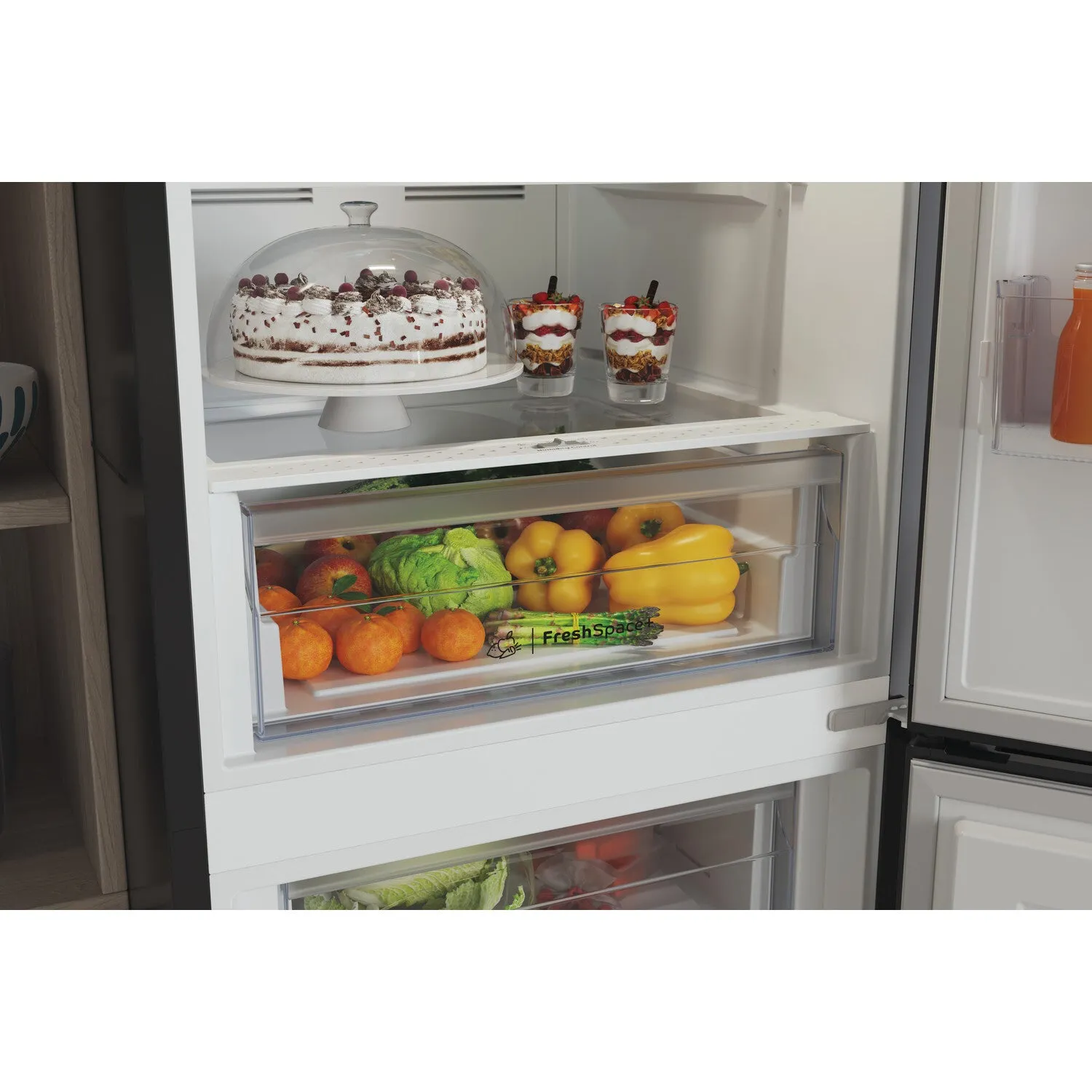 Indesit IBTNF 60182 B AQUA UK Freestanding 322L Fridge Freezer - Total No Frost, Black, E Rated