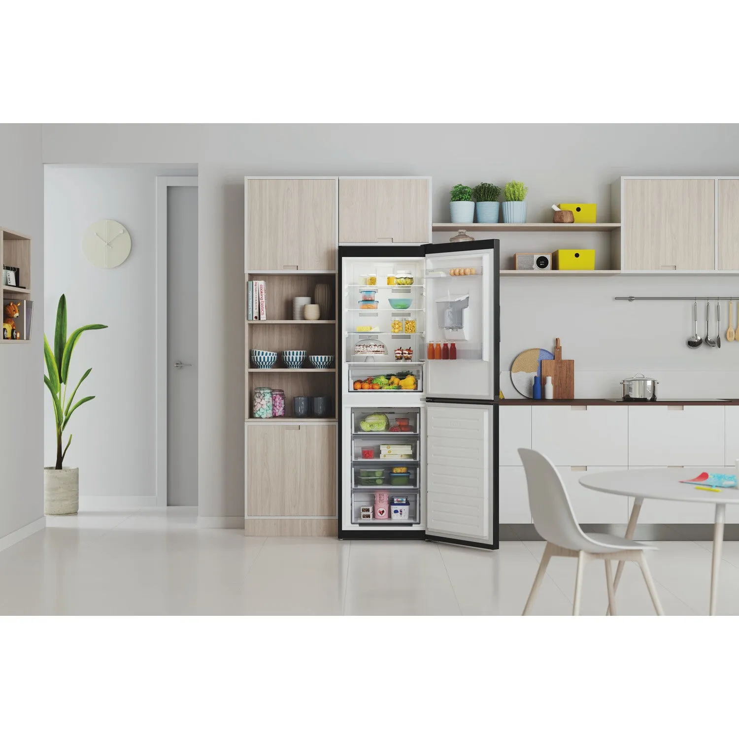 Indesit IBTNF 60182 B AQUA UK Freestanding 322L Fridge Freezer - Total No Frost, Black, E Rated