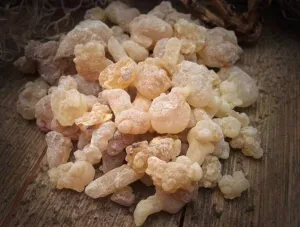 Thorn & Moon Pure Frankincense Resin Incense - All Natural -  Charcoal Burning - Spirituality - Love - Protection
